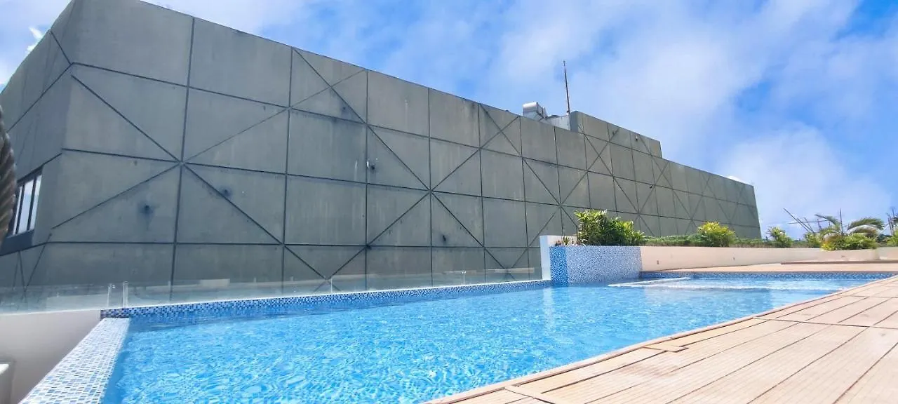 Spacious Condo Living In Abreeza Mall 达沃