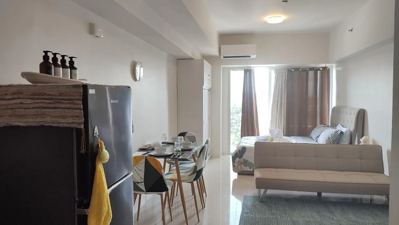 Spacious Condo Living In Abreeza Mall 达沃