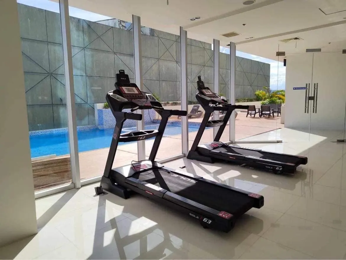 公寓 Spacious Condo Living In Abreeza Mall 达沃